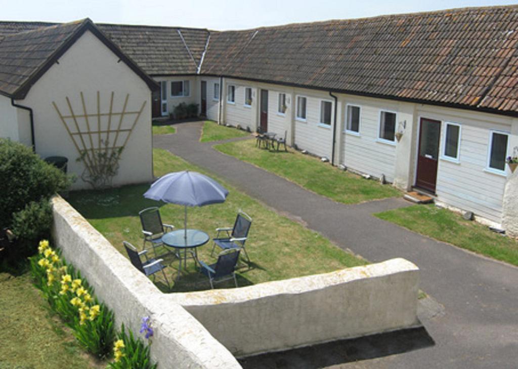 Court Farm Holiday Bungalows Ltd Watchet Extérieur photo